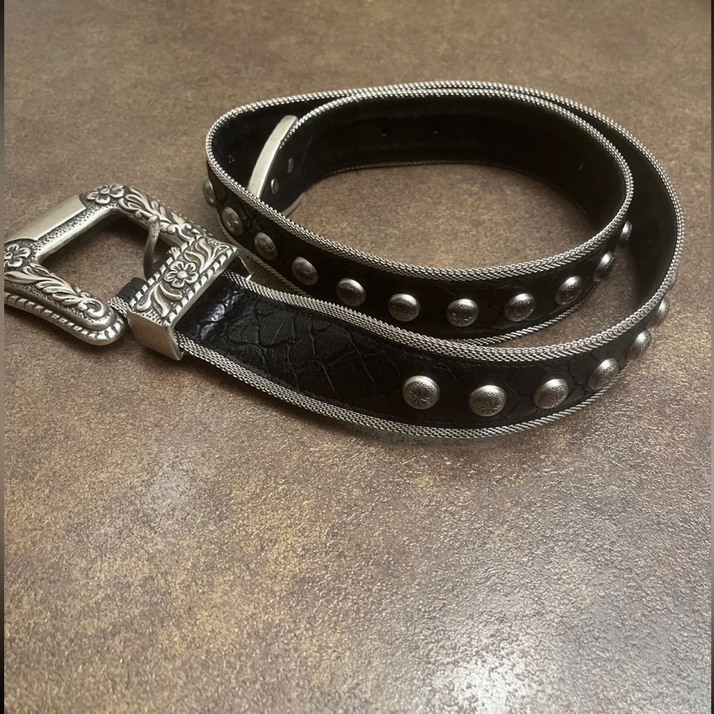 Streets Ahead belt New size M